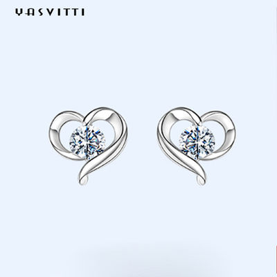 bianco 925 Sterling Silver Stud del ODM di 2.87g 0.39in Sterling Silver Heart Stud Earrings