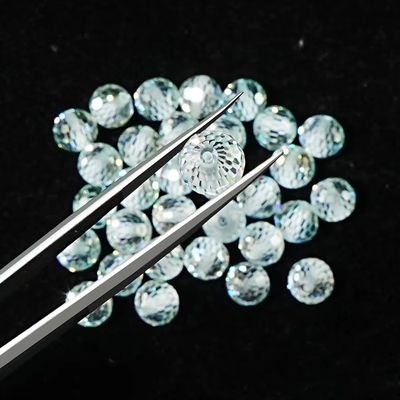 Materiale di gemma laboratorio sintetico creato perle di moissanite blu rotonde per la produzione di gioielli