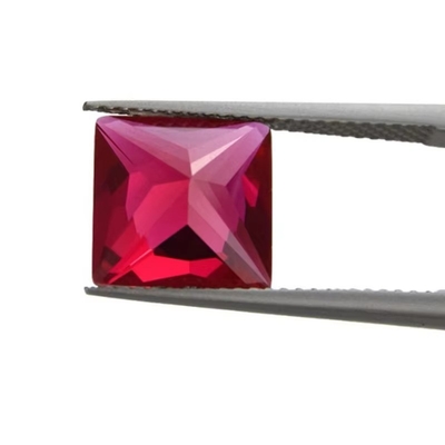 Princess Square Cut Rubino sintetico 5# Corindone Pietra preziosa Moissanite per anelli di fidanzamento
