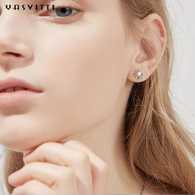 Trifoglio Diamond Stud Earrings di cristallo di Lucky Flower Zircon