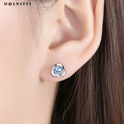 Un trifoglio semplice Diamond Earrings di 925 di Sterling Silver Clover Zircon Earrings del fiore di zircone orecchini del perno