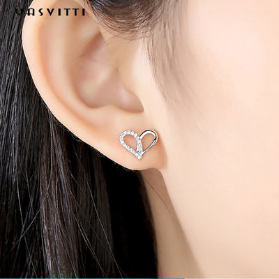 7.7x9.5mm 1.1g Sterling Silver Heart Earrings Platinum hanno placcato le gocce d'argento dell'orecchio