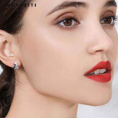 ODM di Sterling Silver Earrings degli orecchini 925 del perno del quadrifoglio 0.07oz di 0.7cm