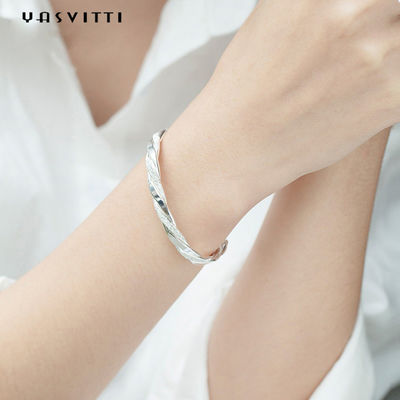 il rodio del braccialetto del polsino di torsione di 3g 13cm ha placcato i braccialetti d'argento della CZ 925