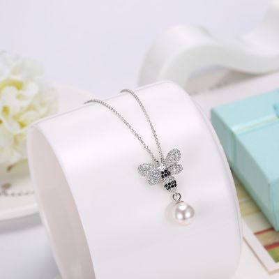 Perla 3.93g Sterling Silver Jewelry Necklaces del cristallo 0.27in della farfalla del ODM di modo