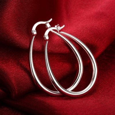 Il platino ha placcato i cerchi lisci dell'oro del cerchio 14k 30×21mm per signora delle donne
