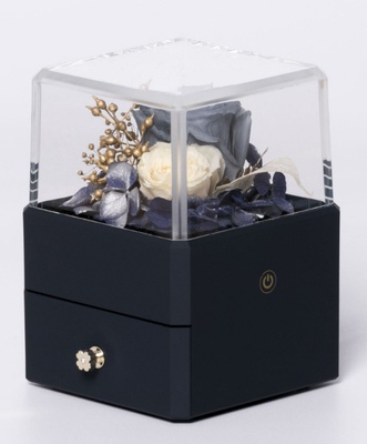 Contenitore di gioielli del fiore della resina Ring Box With Flower Inside 115X115X110mm